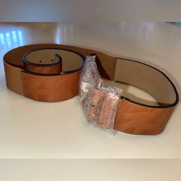 MICHAEL Michael Kors | Accessories | Michael Michael Kors  display picture 3